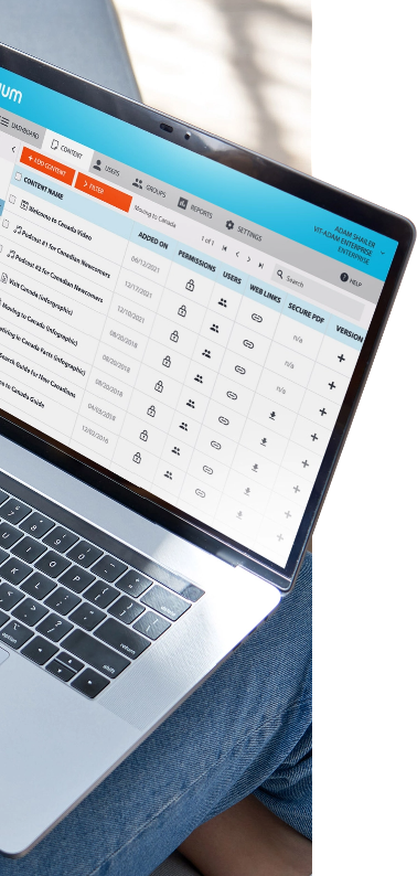 vitrium-dashboard-in-laptop-on-lap